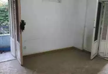 Apartments For sale - 3 rooms - floor 1