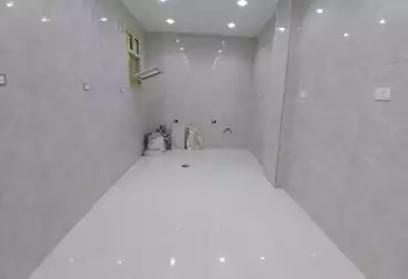 Apartments For sale - 3 rooms - floor 1