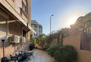 Apartments For sale - 3 rooms - floor 1