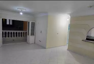 Apartments For rent - 3 rooms - floor 5