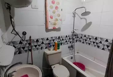 روف للبيع - 2 غرف - بالدور 13