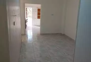 Apartments For sale - 3 rooms - floor 1