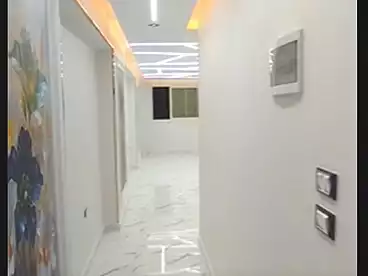 Apartments For sale - 3 rooms - floor 1