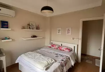 Apartments For sale - 2 rooms - floor 4