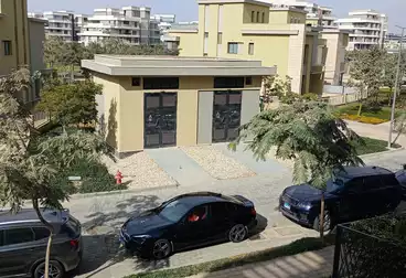 Apartments For sale - 3 rooms - floor 1