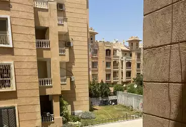 Apartments For sale - 2 rooms - floor 1