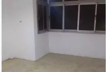 شقق للبيع - 2 غرف - بالدور 4