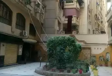 Apartments For sale - 2 rooms - floor 7