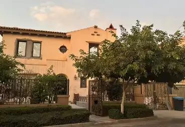 فلل للإيجار - 5 غرف