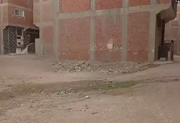 أراضي للبيع