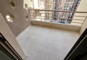 Apartments For sale - 3 rooms