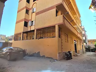 Building For sale - 3 rooms