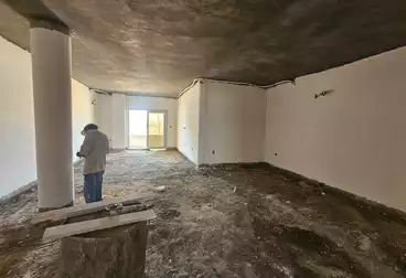 Apartments For sale - 4 rooms - floor 1