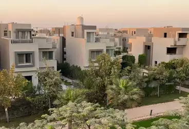 توين هاوس للبيع - 4 غرف