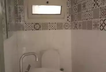 شقق للإيجار - 7 غرف - بالدور 1