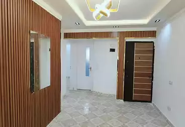 Apartments For sale - 2 rooms - floor 4