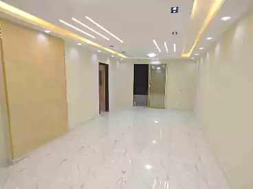 شقق للبيع - 3 غرف - بالدور 4