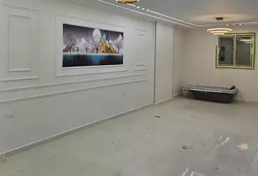 Apartments For sale - 3 rooms - floor 1