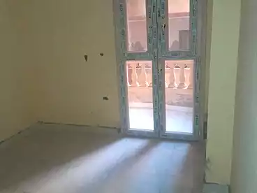 عقارات للإيجار - 3 غرف - بالدور 1