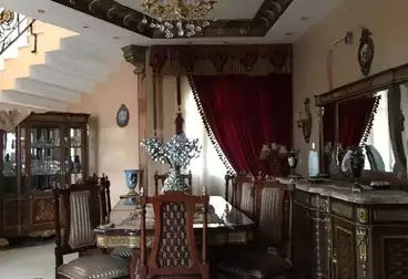 فلل للبيع - 10 غرف