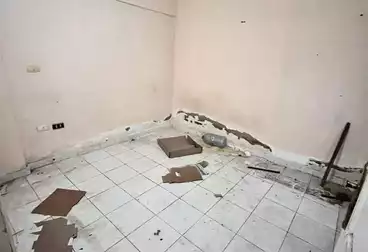 شقق للبيع - 1 غرف - بالدور 3