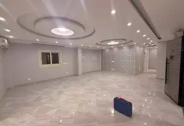 Administrative For rent - 8 rooms - floor 2