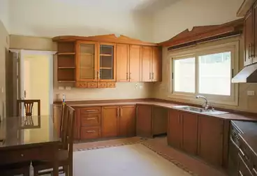 فلل للإيجار - 6 غرف