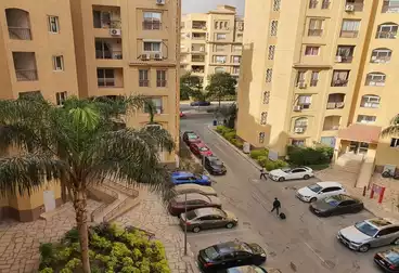 Apartments For sale - 4 rooms - floor 5