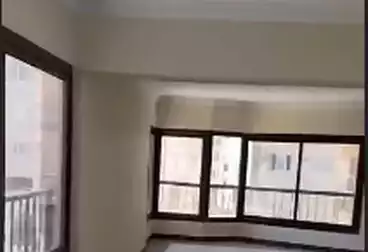 Apartments For sale - 3 rooms - floor 5