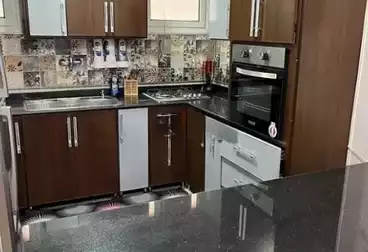 شقق للبيع - 3 غرف - بالدور 1