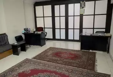 Apartments For sale - 3 rooms - floor 1