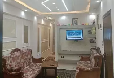 Apartments For rent - 3 rooms - floor 8