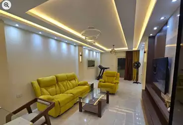 Furnished Apartment For sale - 4 rooms - floor 10