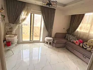 دور كامل للبيع - 3 غرف - بالدور 6