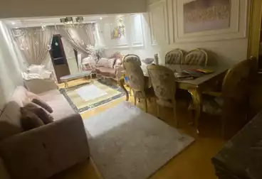 Apartments For sale - 2 rooms - floor 9