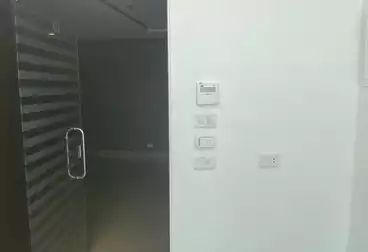 عقارات للبيع - 1 غرف - بالدور 3