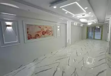 undefined undefined - 2 rooms - floor 5