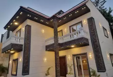 Garden Villa For sale - 5 rooms