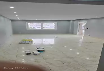 Apartments For sale - 3 rooms - floor 2