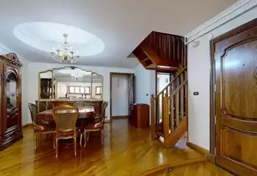 Furnished Apartment For sale - 5 rooms - floor 6