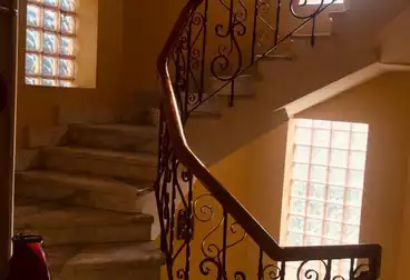 Villas For sale - 6 rooms