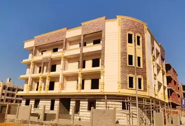 Apartment with Garden For sale - 3 rooms - floor 0