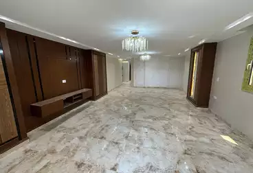 Apartments For sale - 3 rooms - floor 2