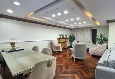 شقق للبيع - 3 غرف - بالدور 8