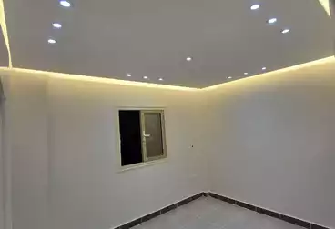 مقر إداري للإيجار - 5 غرف - بالدور 6