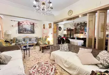 عقارات للبيع - 2 غرف - بالدور 3