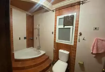 Apartments For sale - 5 rooms - floor 1