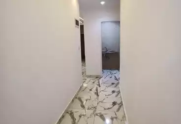 شقق للإيجار - 3 غرف - بالدور 0