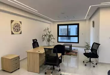 Administrative For rent - 3 rooms - floor 4