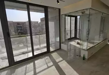 Administrative For rent - 3 rooms - floor 5